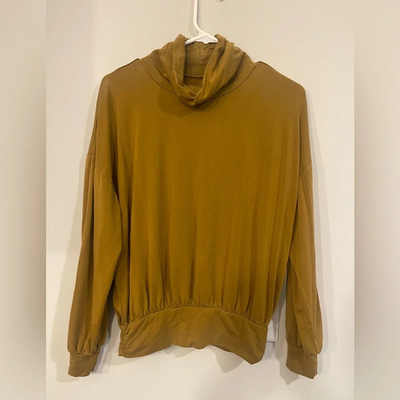 🚩 Final Sale- Garnet Hill | Comfort Jersey Turtleneck - Picture 2 of 6